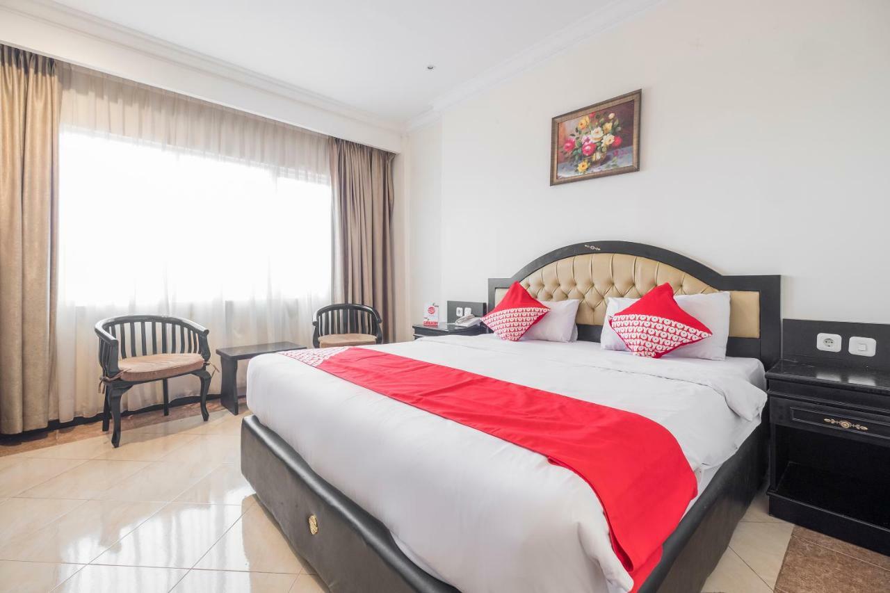 Hotel Sutomo Makassar Eksteriør bilde