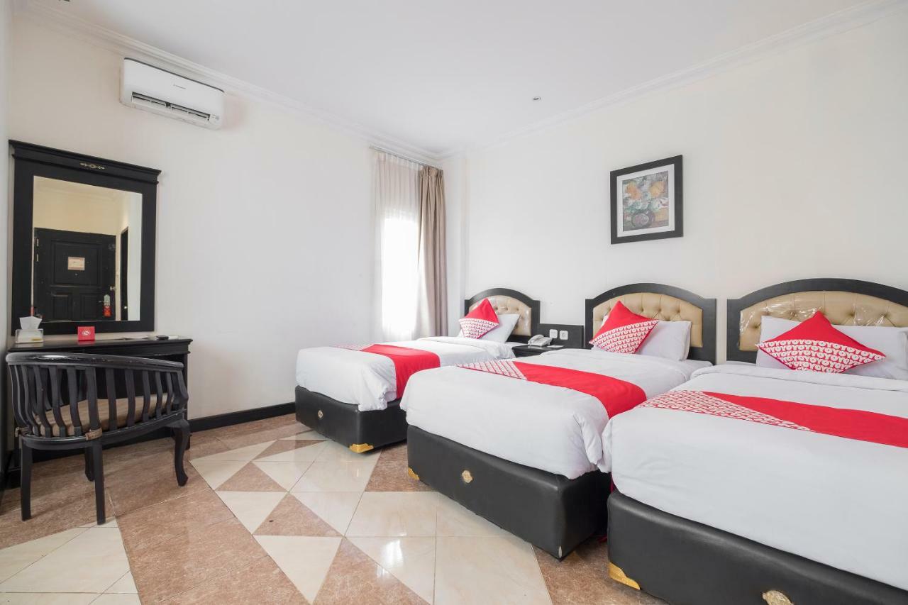 Hotel Sutomo Makassar Eksteriør bilde
